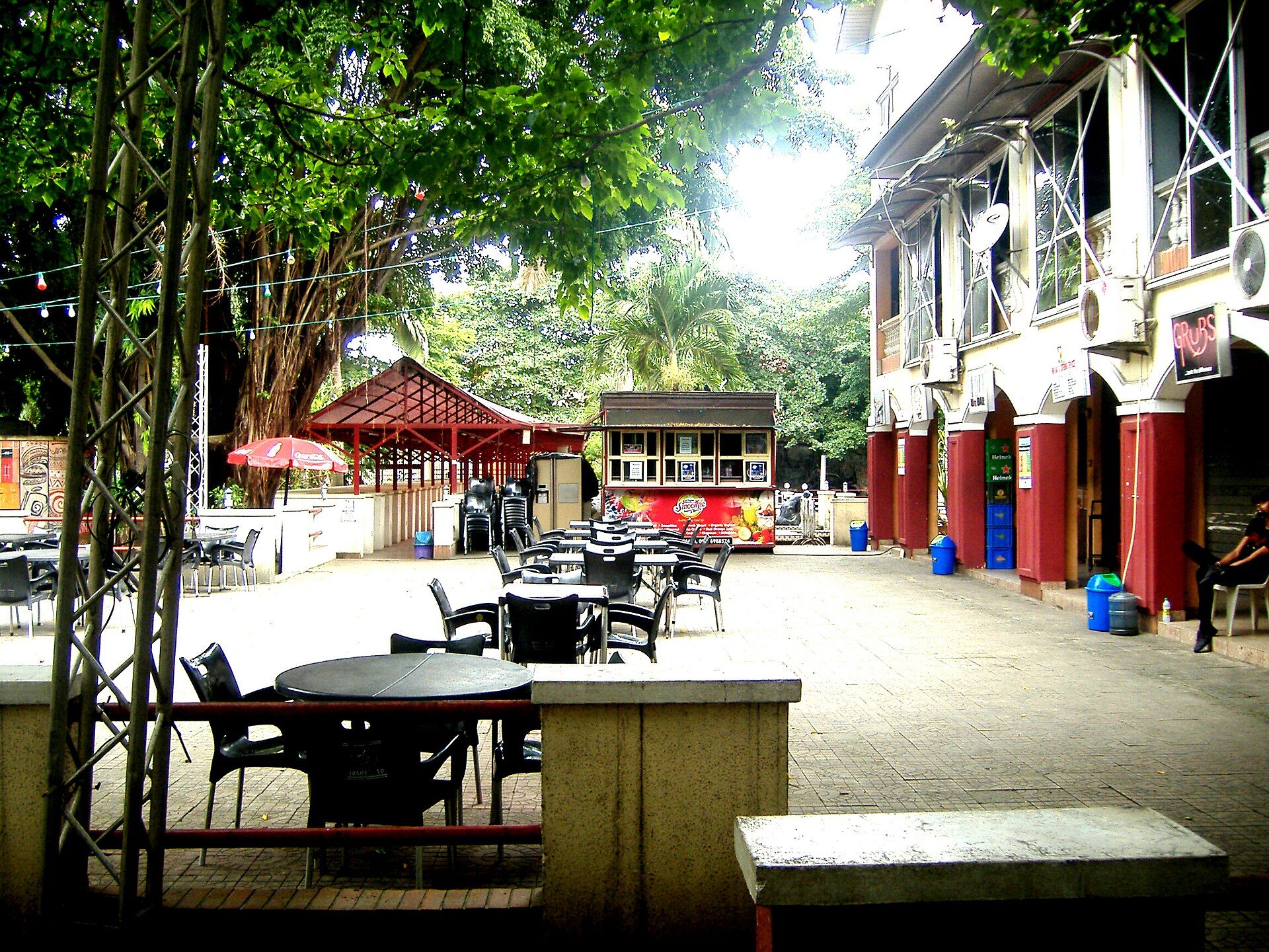 Evening at the Food Court